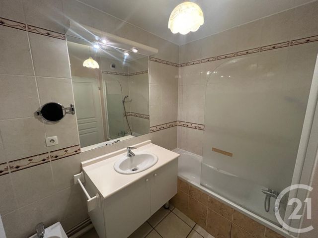 Appartement F4 à louer - 4 pièces - 91.33 m2 - LYON - 69003 - RHONE-ALPES - Century 21 Grande Rue