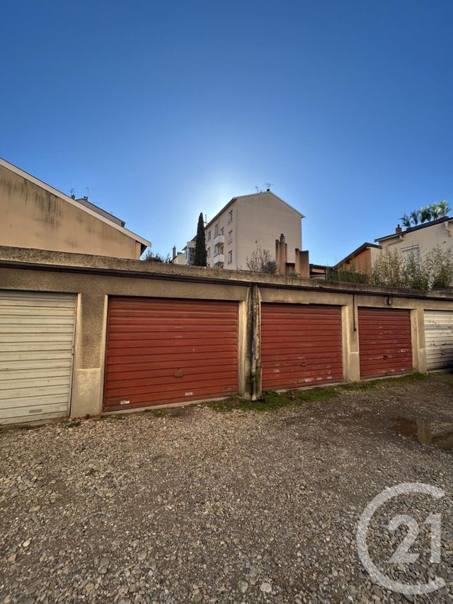 Parking à louer LYON