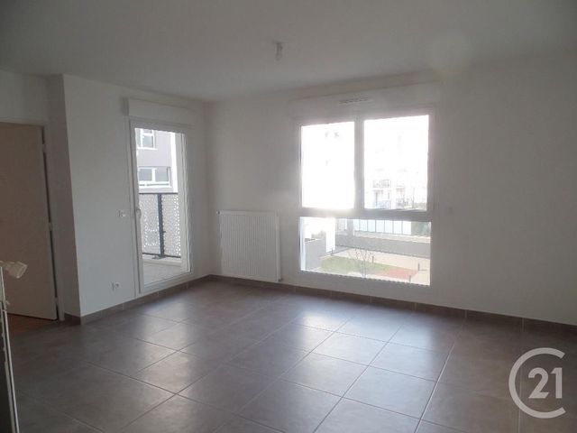 Appartement F2 à louer - 2 pièces - 41.94 m2 - VILLEURBANNE - 69 - RHONE-ALPES - Century 21 Grande Rue