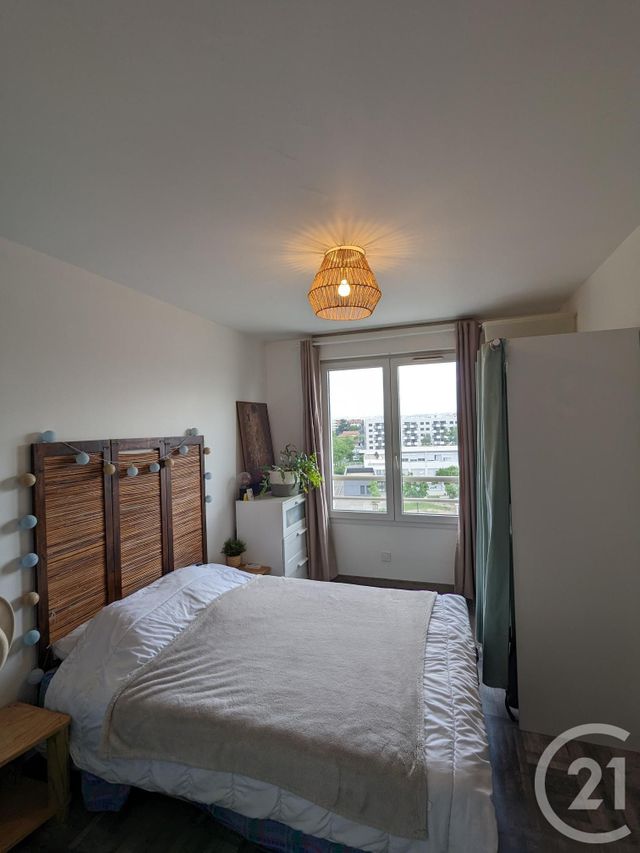 Appartement F2 à louer - 2 pièces - 52.0 m2 - VILLEURBANNE - 69 - RHONE-ALPES - Century 21 Grande Rue