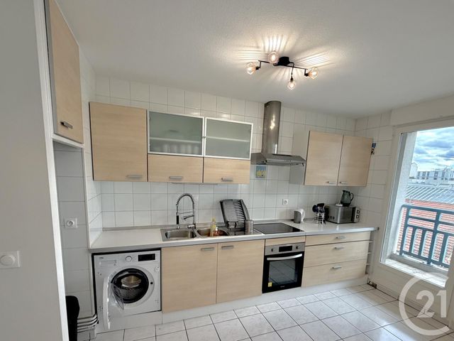 Appartement T3 à vendre - 3 pièces - 76.5 m2 - LYON - 69003 - RHONE-ALPES - Century 21 Grande Rue