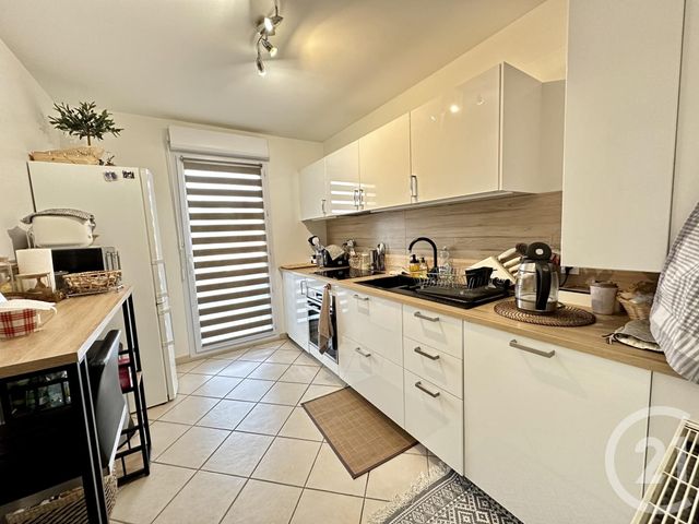 Appartement F4 à louer ST GENIS LAVAL