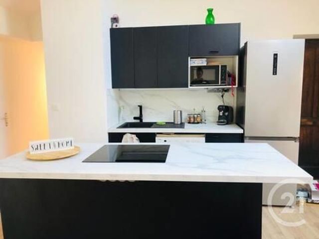 Appartement T4 à vendre - 4 pièces - 49.45 m2 - LYON - 69003 - RHONE-ALPES - Century 21 Grande Rue