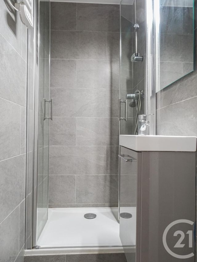 Appartement T4 à vendre - 4 pièces - 81.45 m2 - LYON - 69003 - RHONE-ALPES - Century 21 Grande Rue