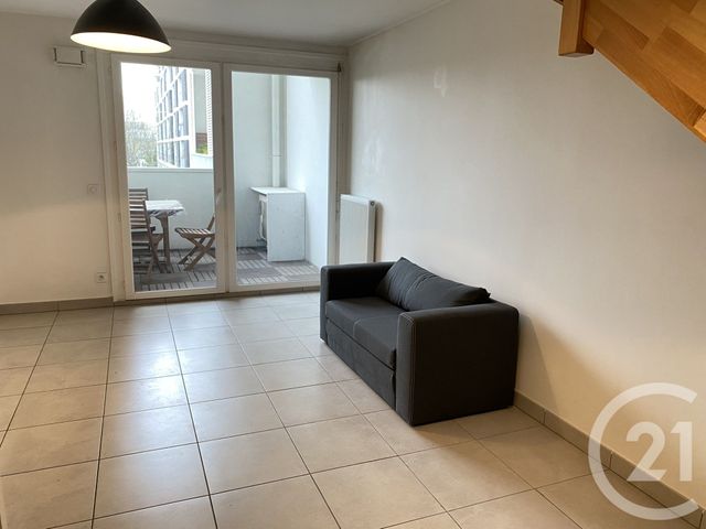 Appartement F3 à louer - 3 pièces - 73.23 m2 - LYON - 69008 - RHONE-ALPES - Century 21 Grande Rue