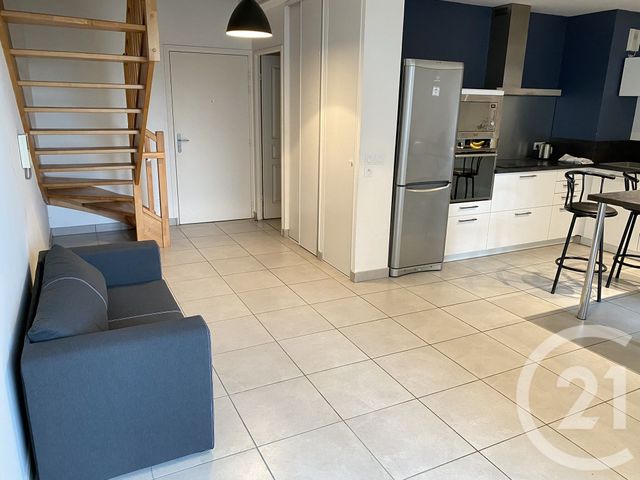 Appartement F3 à louer - 3 pièces - 73.23 m2 - LYON - 69008 - RHONE-ALPES - Century 21 Grande Rue