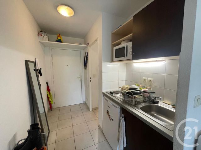 Appartement T1 à louer - 1 pièce - 18.3 m2 - VILLEURBANNE - 69 - RHONE-ALPES - Century 21 Grande Rue