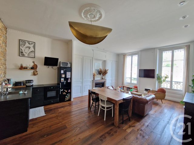 Appartement T3 à louer - 3 pièces - 66.04 m2 - LYON - 69009 - RHONE-ALPES - Century 21 Grande Rue