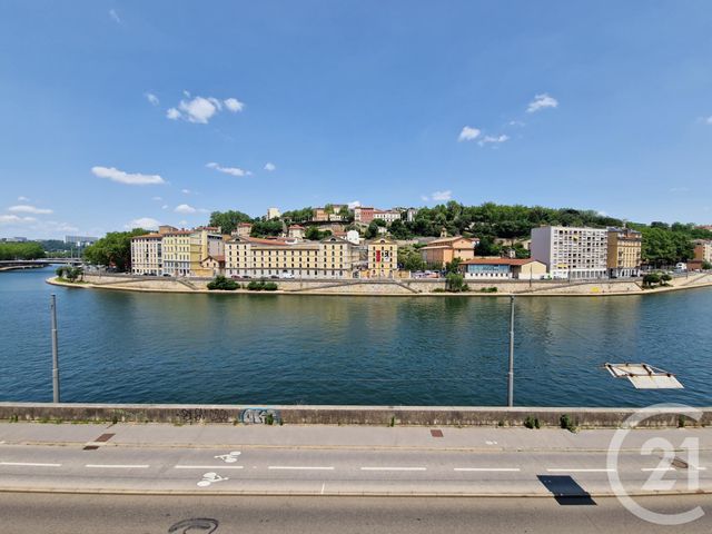 Appartement T3 à louer - 3 pièces - 66.04 m2 - LYON - 69009 - RHONE-ALPES - Century 21 Grande Rue