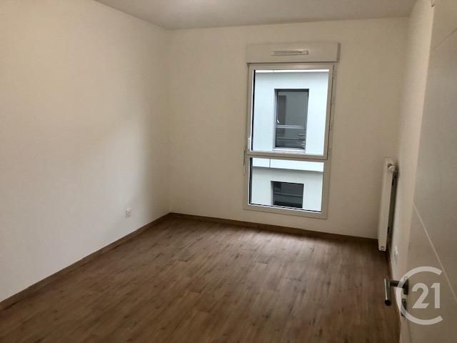 Appartement à louer - 2 pièces - 46.19 m2 - LYON - 69007 - RHONE-ALPES - Century 21 Grande Rue