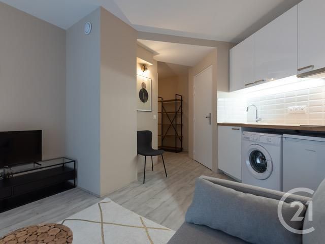 Appartement F2 à louer - 2 pièces - 28.1 m2 - LYON - 69008 - RHONE-ALPES - Century 21 Grande Rue