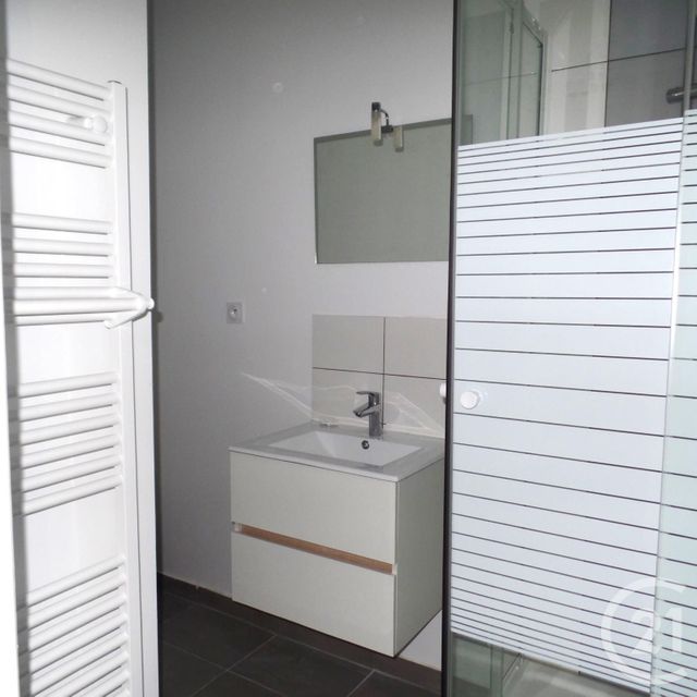 Appartement F2 à louer - 2 pièces - 34.3 m2 - VILLEURBANNE - 69 - RHONE-ALPES - Century 21 Grande Rue