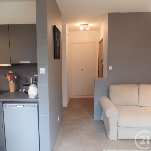 Appartement Studio à louer - 1 pièce - 25.73 m2 - VILLEURBANNE - 69 - RHONE-ALPES - Century 21 Grande Rue