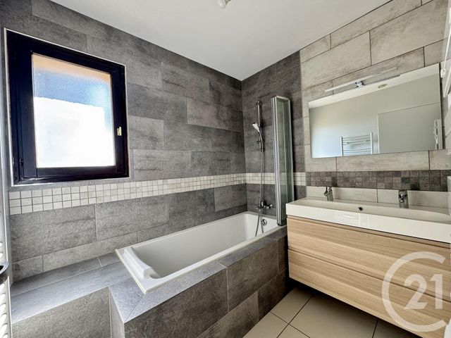 maison à louer - 4 pièces - 89.59 m2 - BRIGNAIS - 69 - RHONE-ALPES - Century 21 Grande Rue