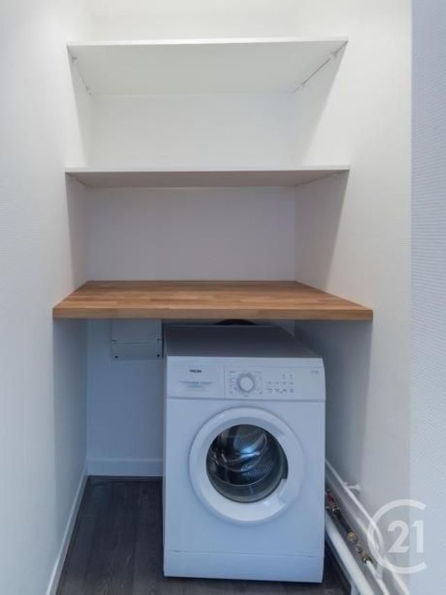 Appartement F1 à louer - 1 pièce - 28.37 m2 - LYON - 69007 - RHONE-ALPES - Century 21 Grande Rue