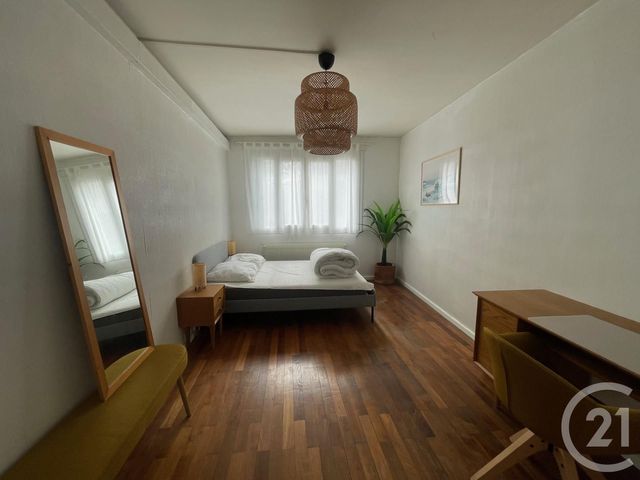 Appartement F3 à louer - 3 pièces - 62.15 m2 - VILLEURBANNE - 69 - RHONE-ALPES - Century 21 Grande Rue