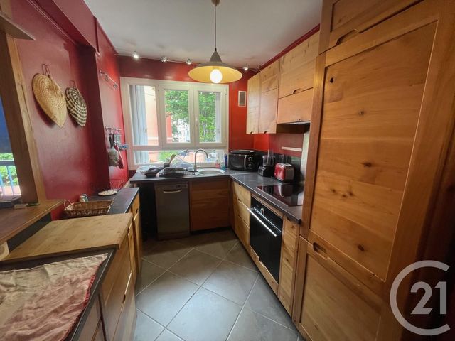 Appartement F3 à louer - 3 pièces - 62.15 m2 - VILLEURBANNE - 69 - RHONE-ALPES - Century 21 Grande Rue