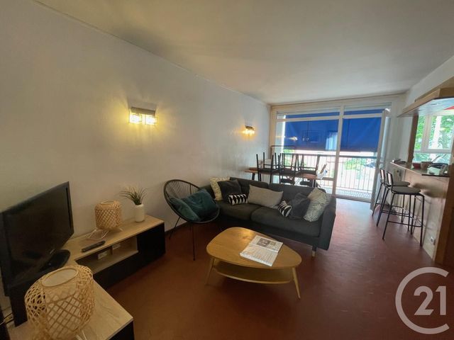 Appartement F3 à louer - 3 pièces - 62.15 m2 - VILLEURBANNE - 69 - RHONE-ALPES - Century 21 Grande Rue