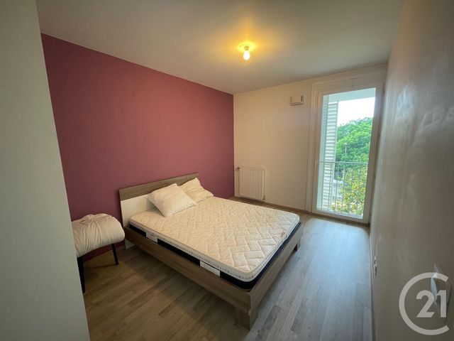 Appartement F3 à louer - 3 pièces - 73.23 m2 - LYON - 69008 - RHONE-ALPES - Century 21 Grande Rue