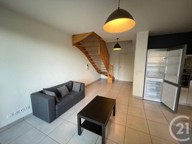 Appartement F3 à louer - 3 pièces - 73.23 m2 - LYON - 69008 - RHONE-ALPES - Century 21 Grande Rue
