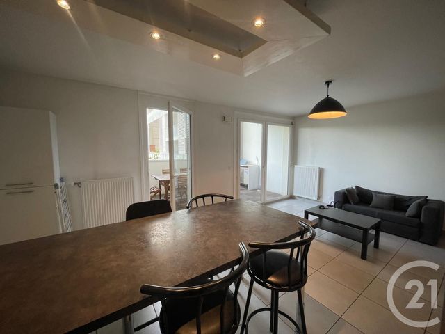 Appartement F3 à louer - 3 pièces - 73.23 m2 - LYON - 69008 - RHONE-ALPES - Century 21 Grande Rue