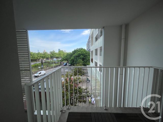 Appartement F3 à louer - 3 pièces - 73.23 m2 - LYON - 69008 - RHONE-ALPES - Century 21 Grande Rue