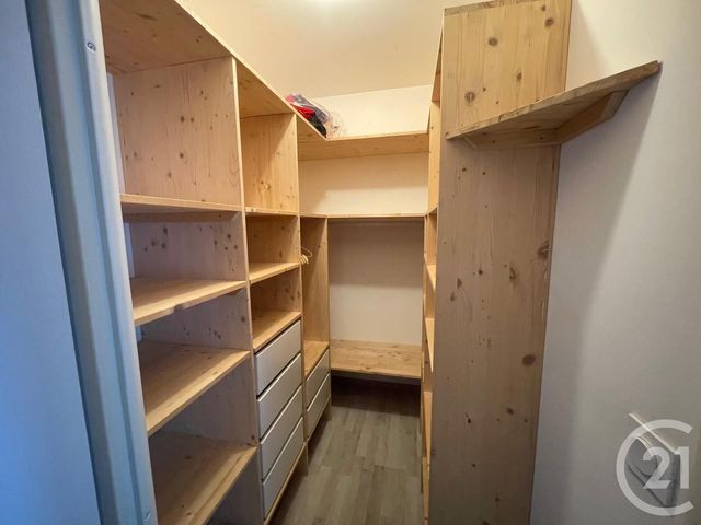 Appartement F3 à louer - 3 pièces - 73.23 m2 - LYON - 69008 - RHONE-ALPES - Century 21 Grande Rue