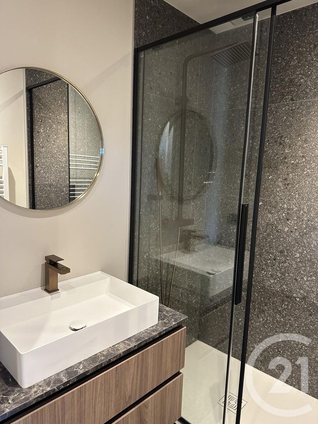 Appartement T1 à louer - 1 pièce - 24.32 m2 - ECULLY - 69 - RHONE-ALPES - Century 21 Grande Rue