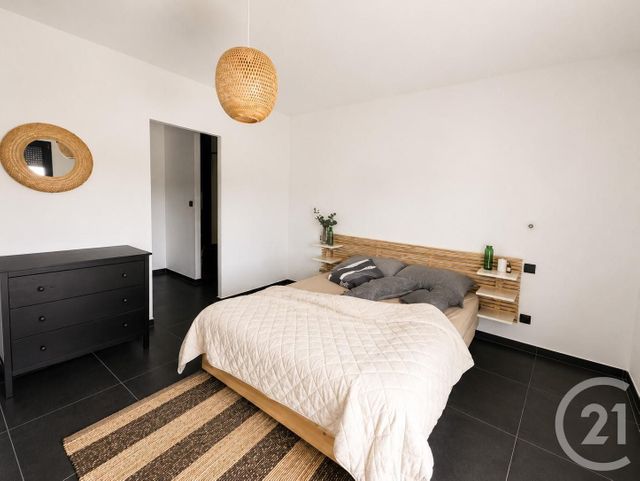 maison à louer - 5 pièces - 120.0 m2 - JARDIN - 38 - RHONE-ALPES - Century 21 Grande Rue