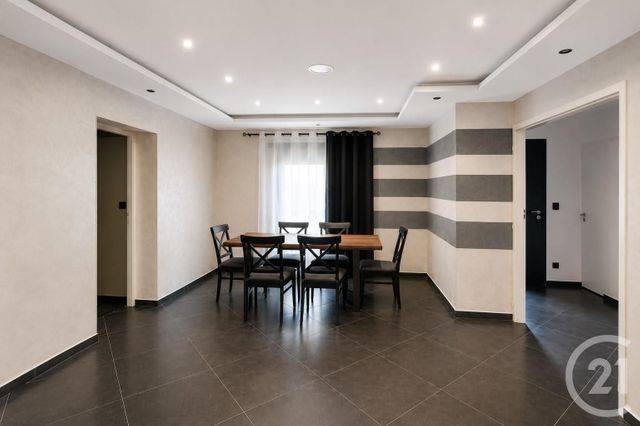 maison à louer - 5 pièces - 120.0 m2 - JARDIN - 38 - RHONE-ALPES - Century 21 Grande Rue