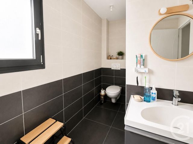 maison à louer - 5 pièces - 120.0 m2 - JARDIN - 38 - RHONE-ALPES - Century 21 Grande Rue