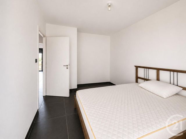 maison à louer - 5 pièces - 120.0 m2 - JARDIN - 38 - RHONE-ALPES - Century 21 Grande Rue