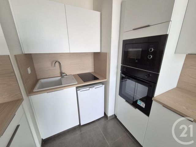 Appartement T2 à vendre - 2 pièces - 43.0 m2 - OULLINS - 69 - RHONE-ALPES - Century 21 Grande Rue