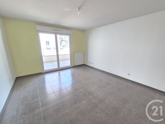 Appartement T2 à vendre - 2 pièces - 43.0 m2 - OULLINS - 69 - RHONE-ALPES - Century 21 Grande Rue