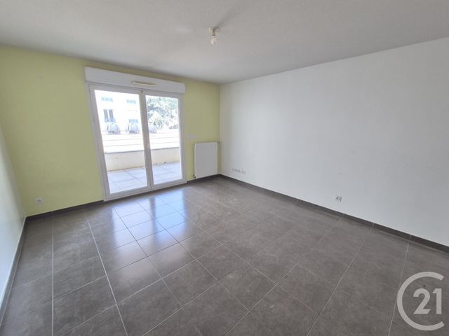 Appartement T2 à vendre - 2 pièces - 43.0 m2 - OULLINS - 69 - RHONE-ALPES - Century 21 Grande Rue