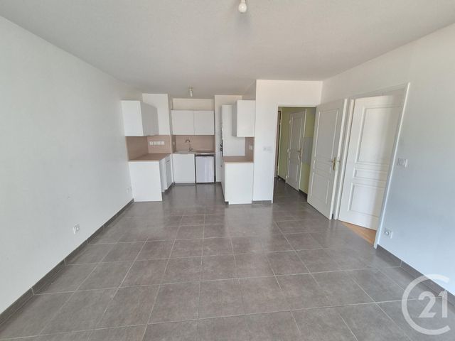 Appartement T2 à vendre - 2 pièces - 43.0 m2 - OULLINS - 69 - RHONE-ALPES - Century 21 Grande Rue