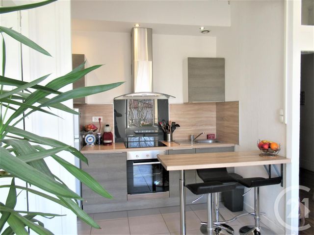 Appartement F2 à louer - 2 pièces - 36.55 m2 - VILLEURBANNE - 69 - RHONE-ALPES - Century 21 Grande Rue