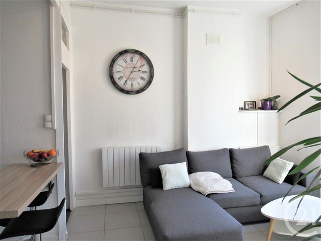 Appartement F2 à louer - 2 pièces - 36.55 m2 - VILLEURBANNE - 69 - RHONE-ALPES - Century 21 Grande Rue