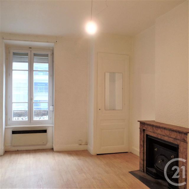 Appartement F1 à louer - 1 pièce - 36.31 m2 - VILLEURBANNE - 69 - RHONE-ALPES - Century 21 Grande Rue