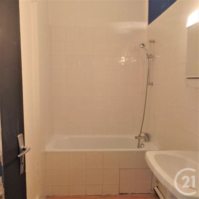 Appartement F1 à louer - 1 pièce - 36.31 m2 - VILLEURBANNE - 69 - RHONE-ALPES - Century 21 Grande Rue