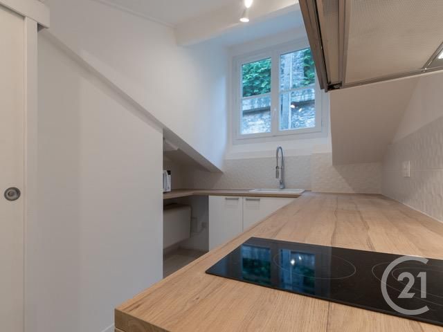 Appartement F1 à louer - 1 pièce - 24.09 m2 - LYON - 69004 - RHONE-ALPES - Century 21 Grande Rue