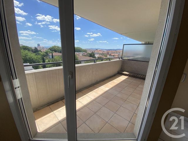 Appartement F4 à louer - 4 pièces - 90.88 m2 - LYON - 69003 - RHONE-ALPES - Century 21 Grande Rue