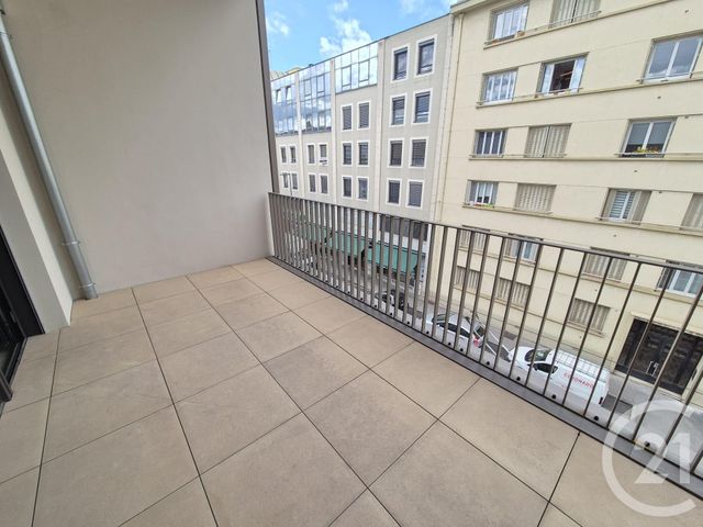 Appartement T2 à louer - 2 pièces - 49.56 m2 - CALUIRE ET CUIRE - 69 - RHONE-ALPES - Century 21 Grande Rue