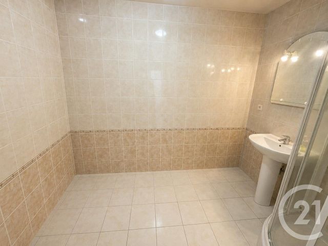 Appartement F3 à vendre - 3 pièces - 65.78 m2 - OULLINS - 69 - RHONE-ALPES - Century 21 Grande Rue