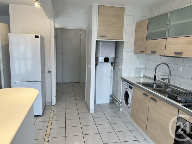 Appartement T3 à louer - 3 pièces - 76.5 m2 - LYON - 69003 - RHONE-ALPES - Century 21 Grande Rue