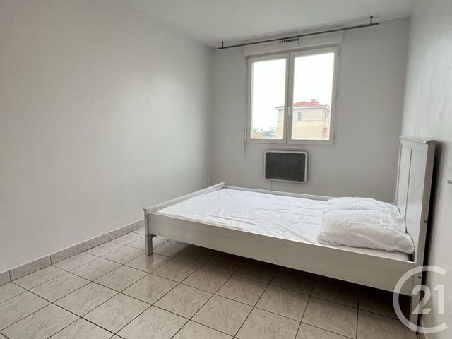 Appartement T3 à louer - 3 pièces - 76.5 m2 - LYON - 69003 - RHONE-ALPES - Century 21 Grande Rue