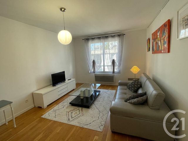 Appartement F2 à louer - 2 pièces - 48.35 m2 - LYON - 69003 - RHONE-ALPES - Century 21 Grande Rue