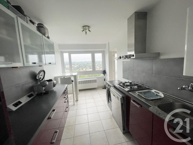 Appartement F4 à louer - 3 pièces - 77.09 m2 - OULLINS - 69 - RHONE-ALPES - Century 21 Grande Rue
