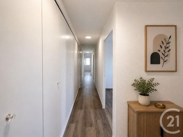 Appartement F4 à vendre - 4 pièces - 83.7 m2 - OULLINS - 69 - RHONE-ALPES - Century 21 Grande Rue