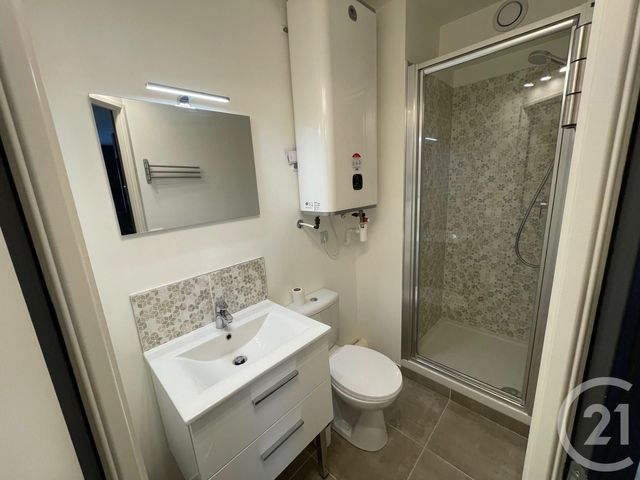 Appartement T1 à louer - 1 pièce - 22.68 m2 - LYON - 69008 - RHONE-ALPES - Century 21 Grande Rue
